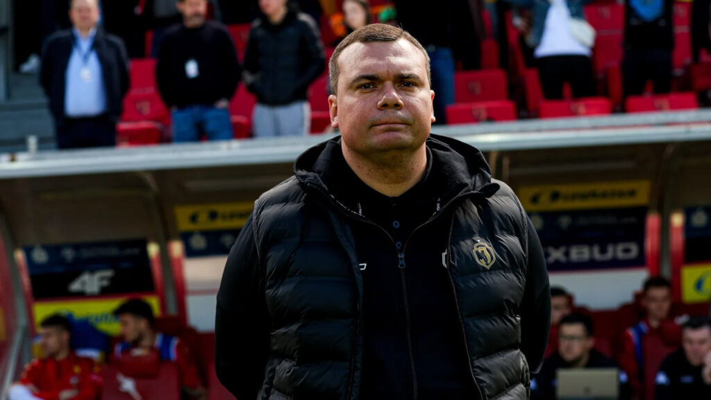 jagiellonia bialystok adrian siemieniec 4