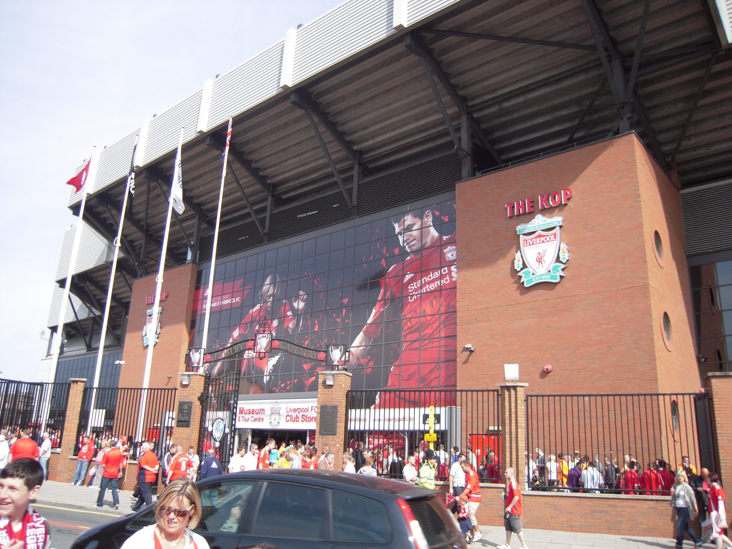 liverpool-anfield-the-kop