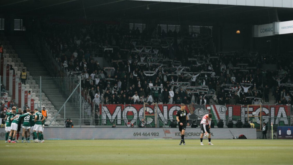 legia trybuny