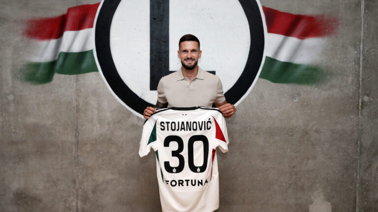 stojanovic legia warszawa