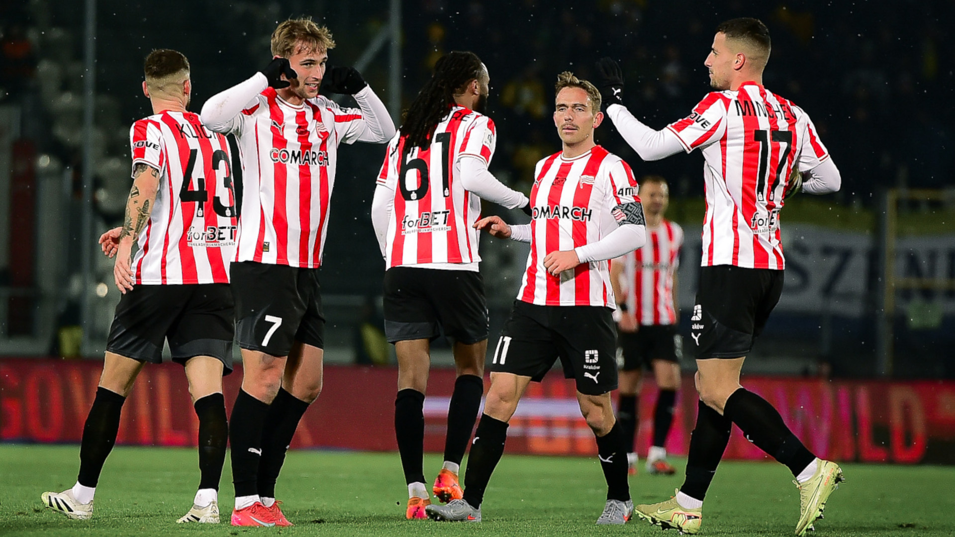 praszelik cracovia 2